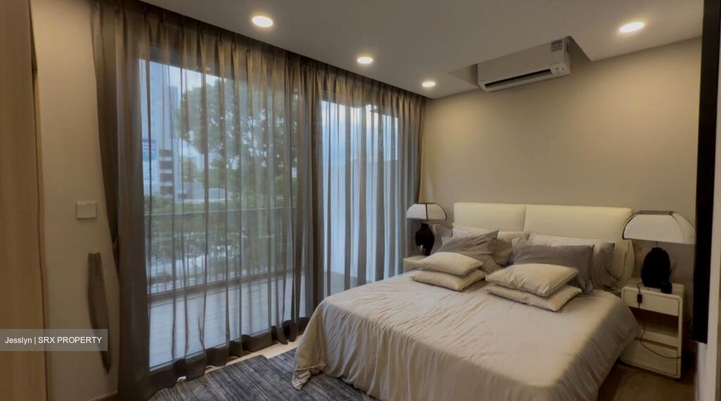 Shrewsbury Road (D11), Terrace #515590741